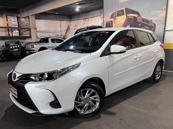 TOYOTA YARIS 1.5 16V FLEX XS MULTIDRIVE TOYOTA YARIS 1.5 16V FLEX XS MULTIDRIVE